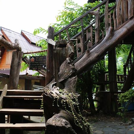 Up2U Guesthouse Pai Bagian luar foto