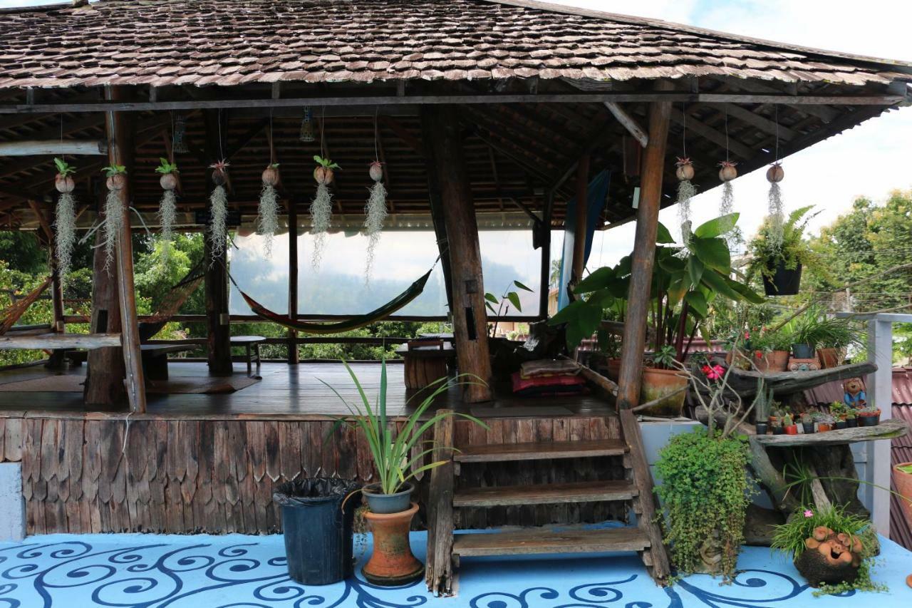 Up2U Guesthouse Pai Bagian luar foto