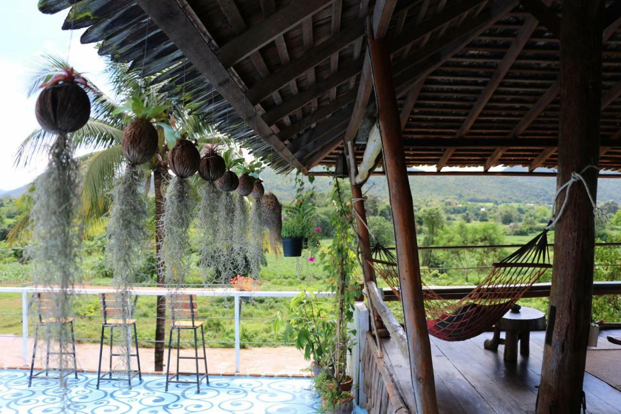 Up2U Guesthouse Pai Bagian luar foto