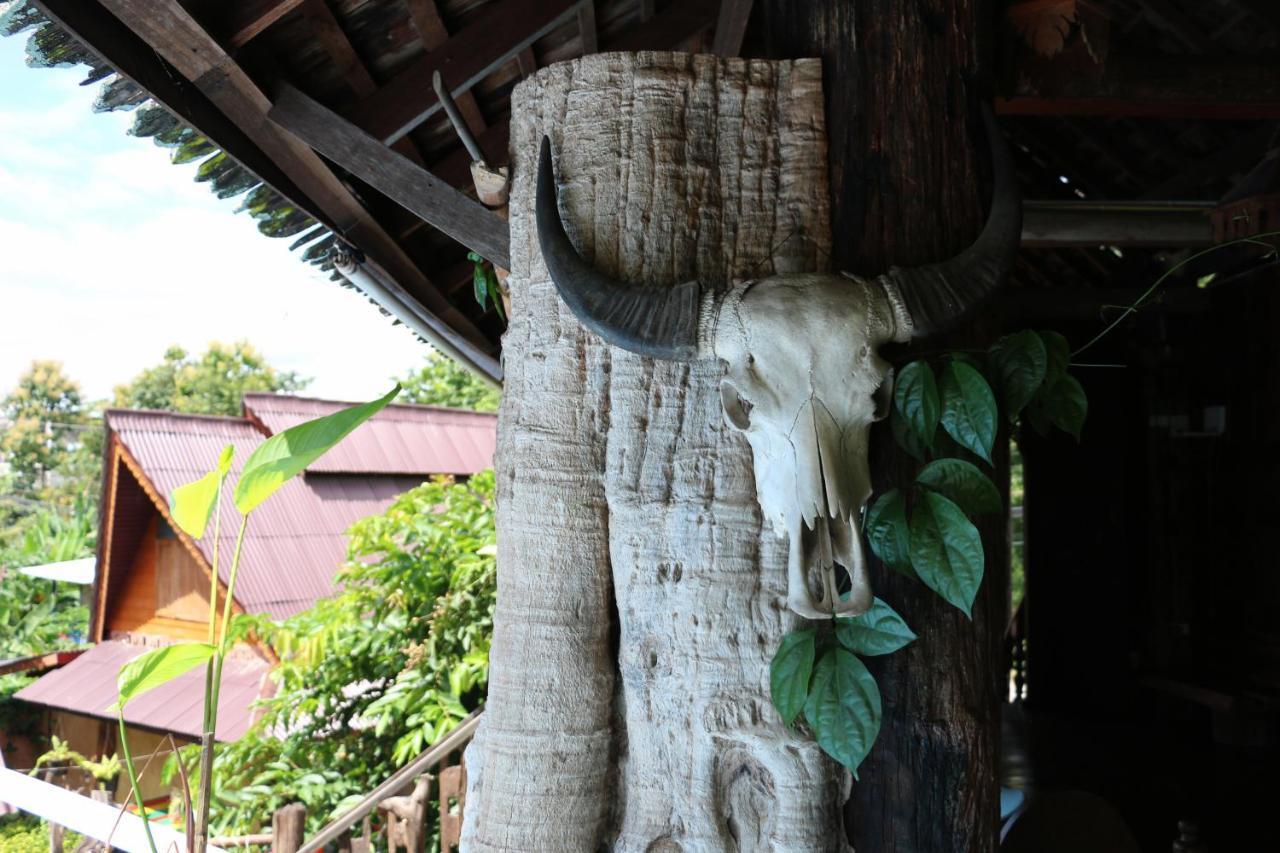 Up2U Guesthouse Pai Bagian luar foto