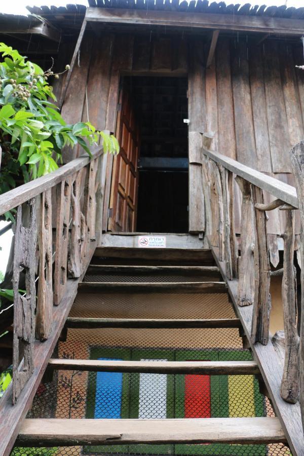 Up2U Guesthouse Pai Bagian luar foto